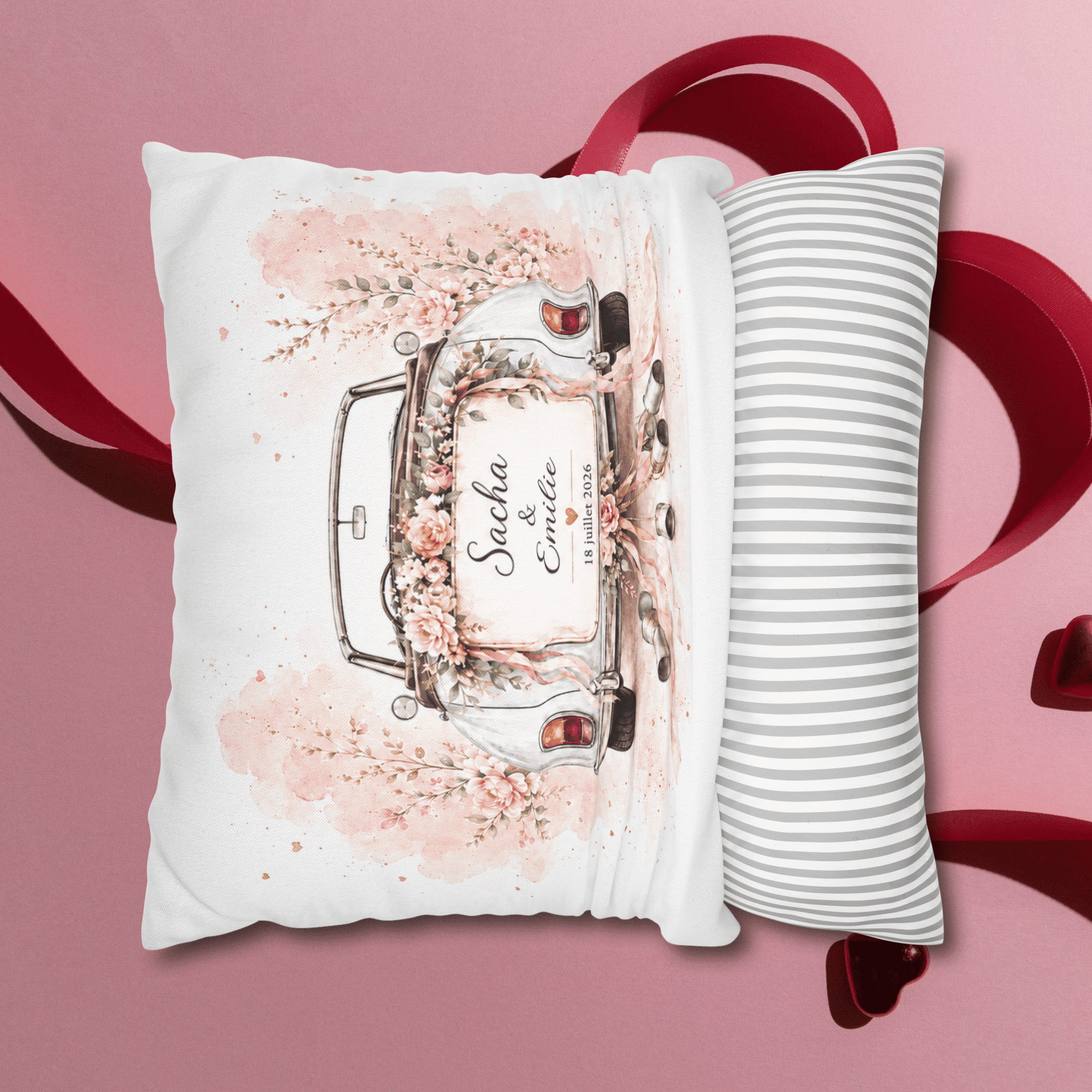 Illustration de la housse du coussin personnalisé mariage